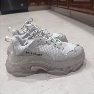 Balenciaga Women's Gray and White Sneakers